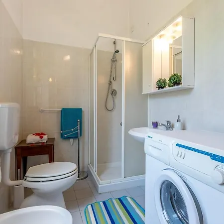 Sleeps 6 * Motrone di Versilia